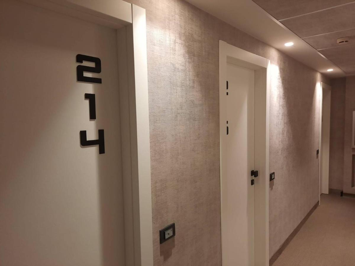 Hotel Concorde Camerano Exteriör bild
